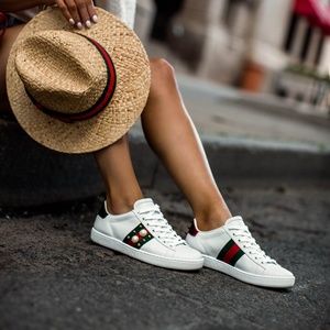 Meet your Posher, Nadia